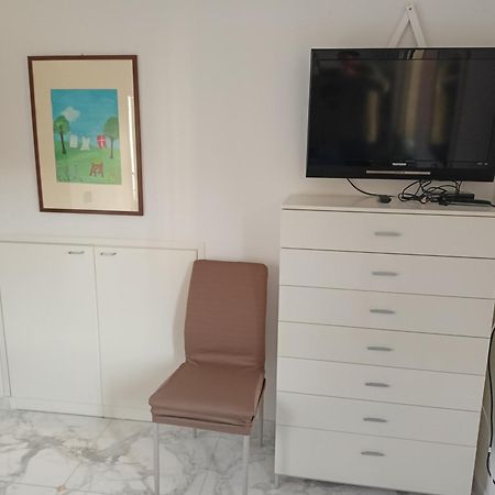 Appartamento 50 Mt Mare Con Parcheggio Riservato Рива-Лигуре Экстерьер фото